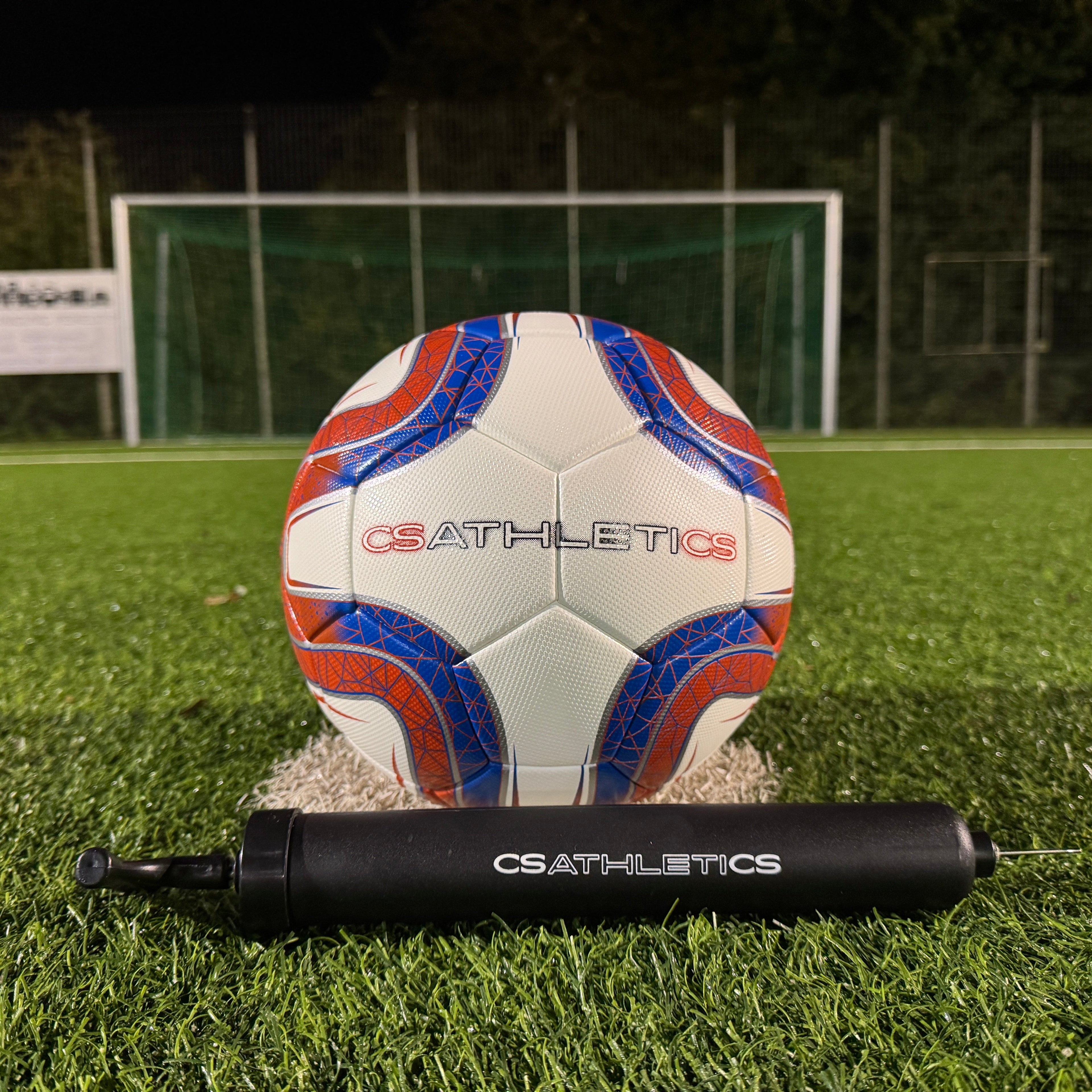 CsAtheltics Fußball Rot Weiß Blau Größe 5 mit Fußballpumpe